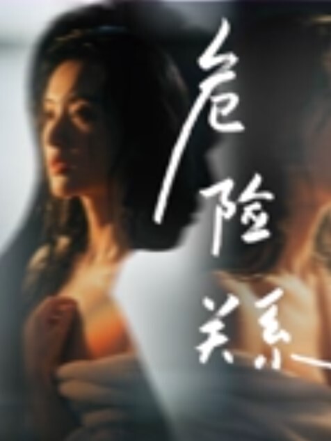 跟随偷窥跟老公购物少妇小骚丁卡在屁屁里根本看不到貌似不穿内内一样 - 草莓之家